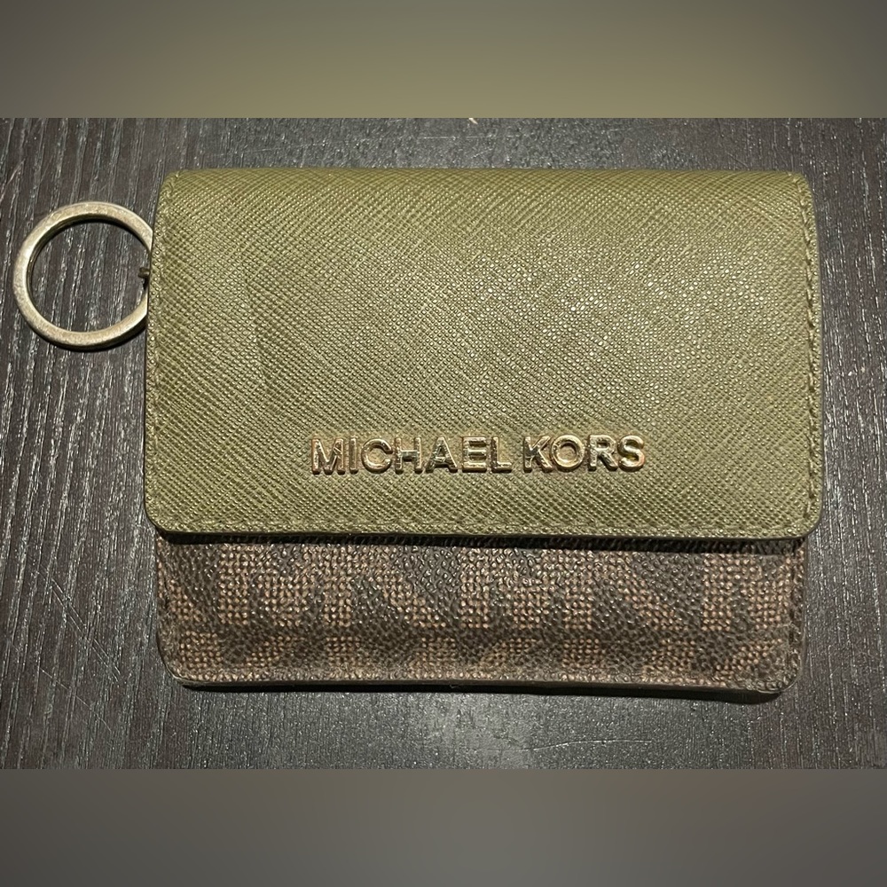 Michael Kors Keychain Wallet